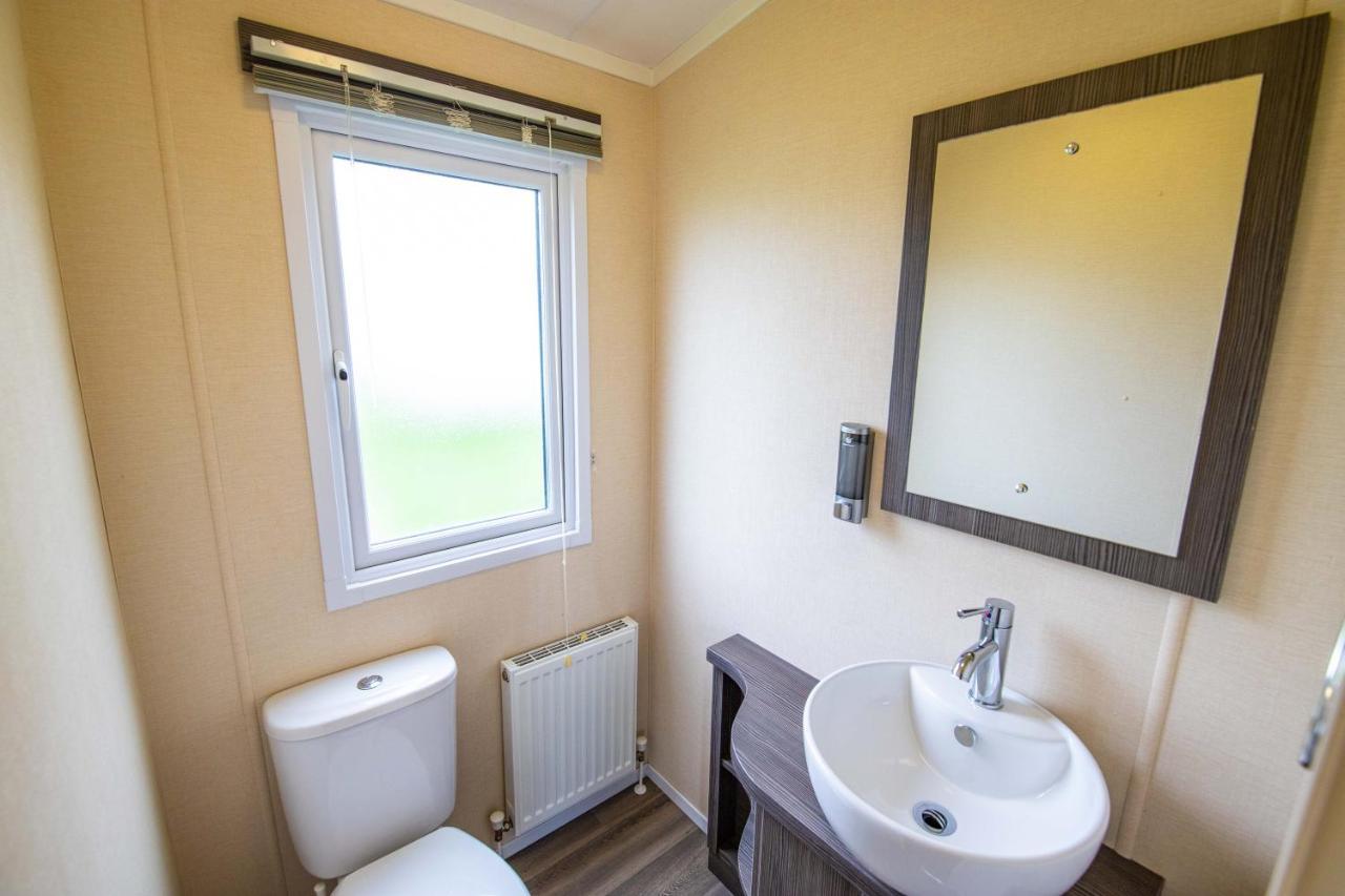 Big Skies Platinum Plus Holiday Home With Wifi, Netflix, Dishwasher, Decking Camber Zewnętrze zdjęcie